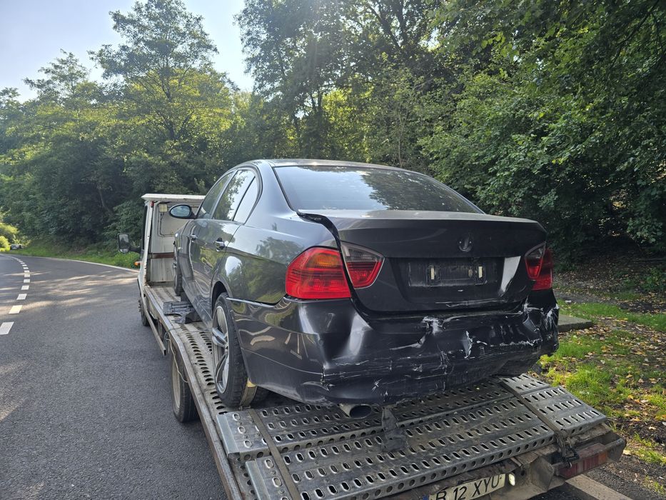 Vând BMW seria 3 e90, motor 2.0 diesel. Avariat • Lovit • Inmatriculat