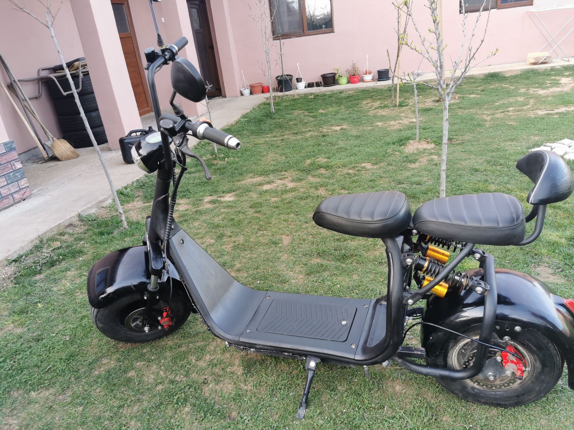 Vand scuter electric Harley