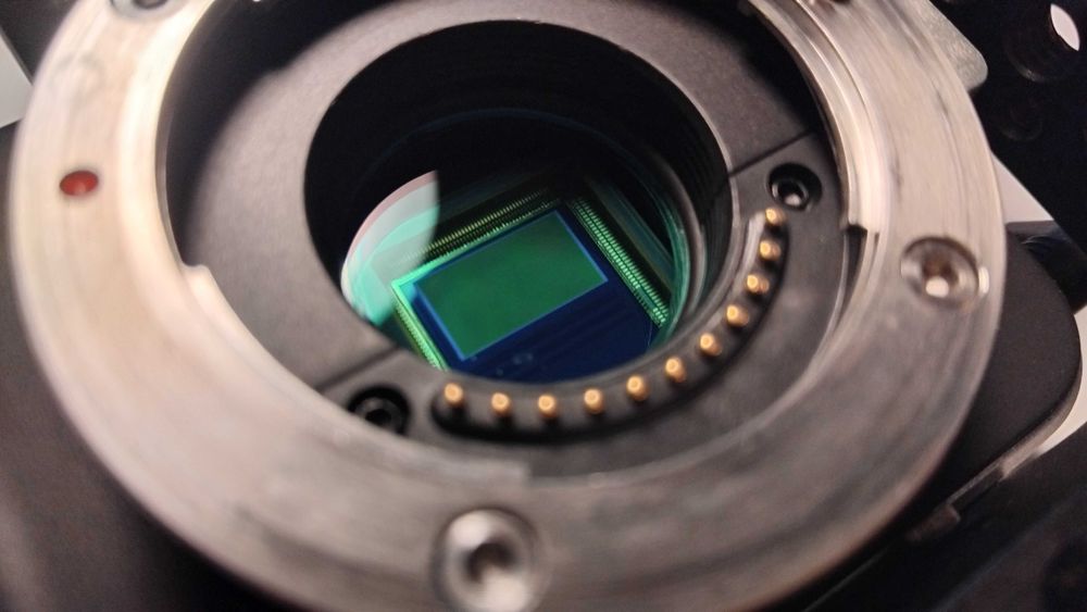 Blackmagic Pocket Cinema Camera (BMPCC OG) cel original 1080p