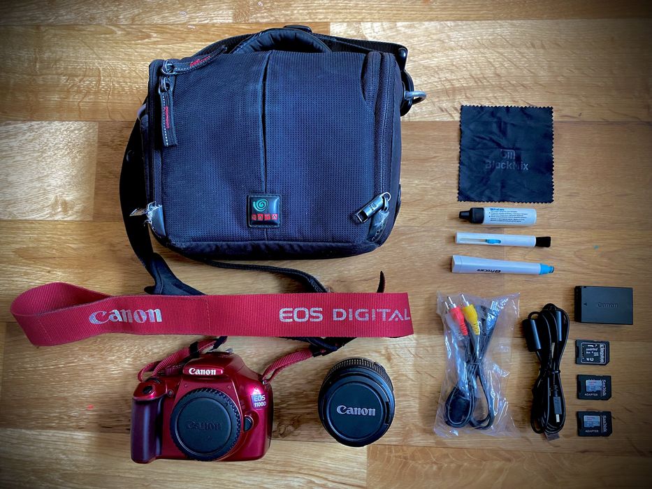 Canon 1100d Полный Комплект Срочно