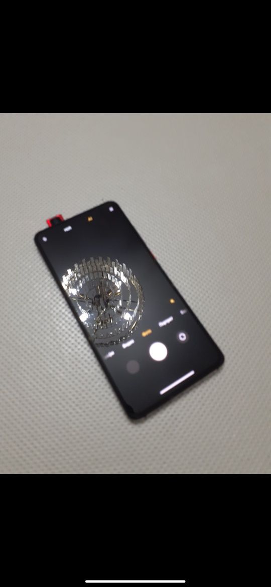 Xiaomi Mi 9t флагман