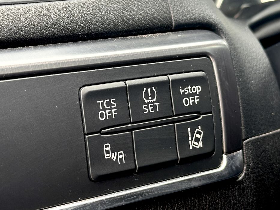 Mazda CX-5 2.2 Skyactiv / Alb Perlat / Euro 6 / 4x4 / Revolution Top