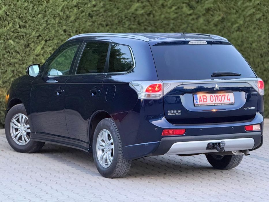 Mitsubishi outlander 4x4 2014