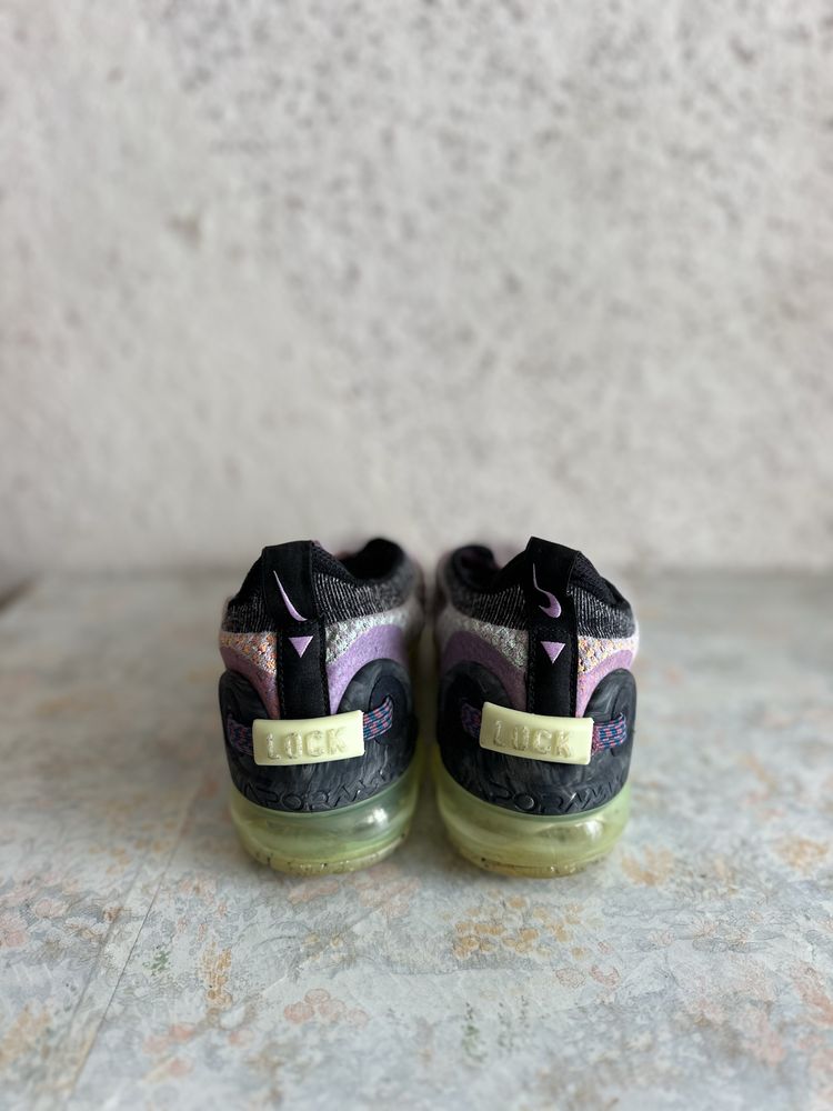 Nike Air Vapormax 2020 Flyknit, Violet Ash/ Black-Sunset Pulse, 40.5