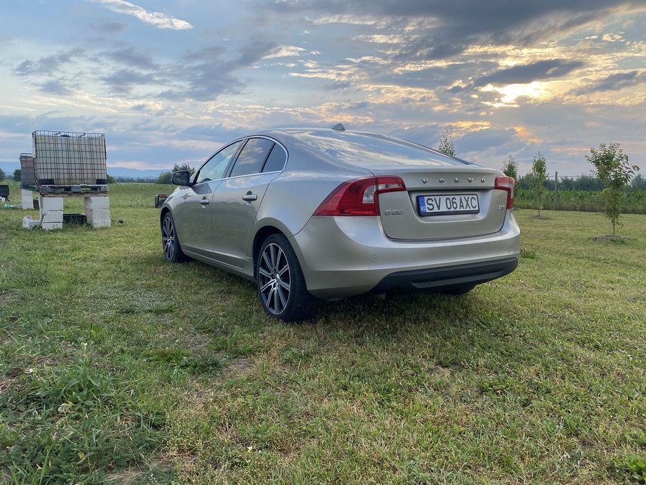 Volvo S60 D3 2012