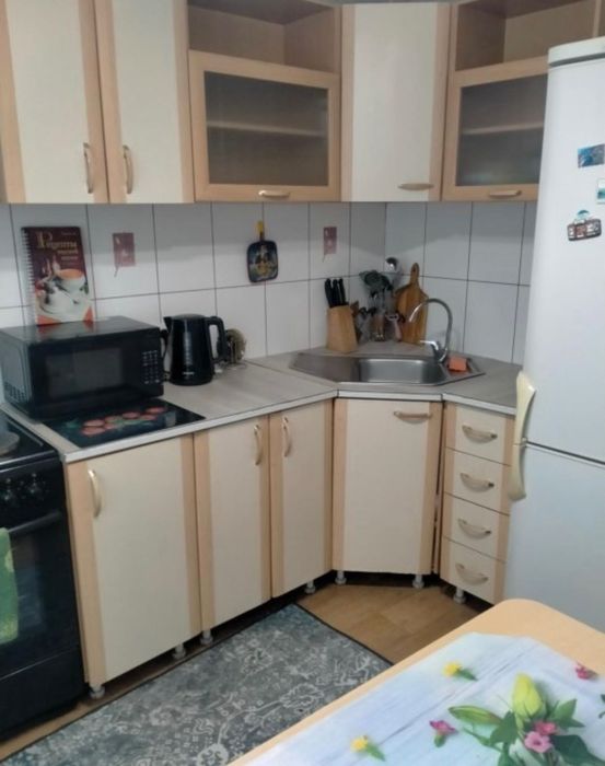 Сдам квартиру 2 комнатная Сатпаева 21