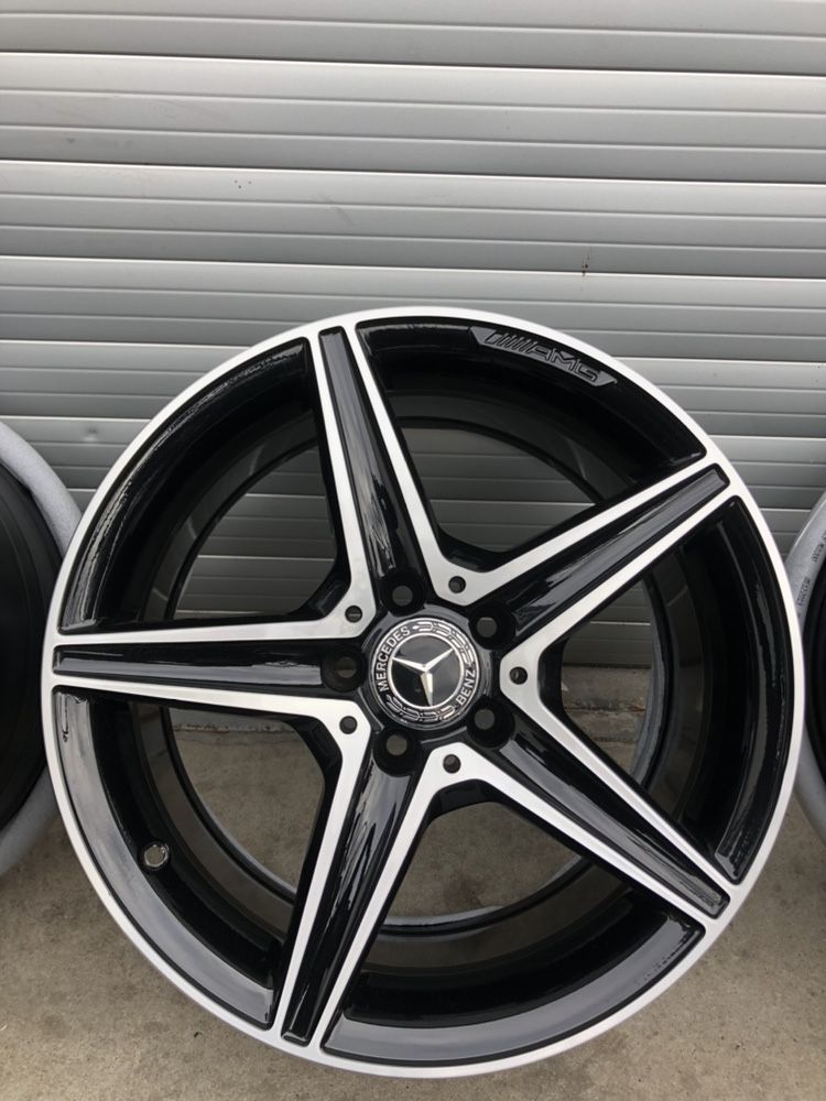 jante  mercedes AMG  pt C sau E clase originale pe 18 cu anvelope vara