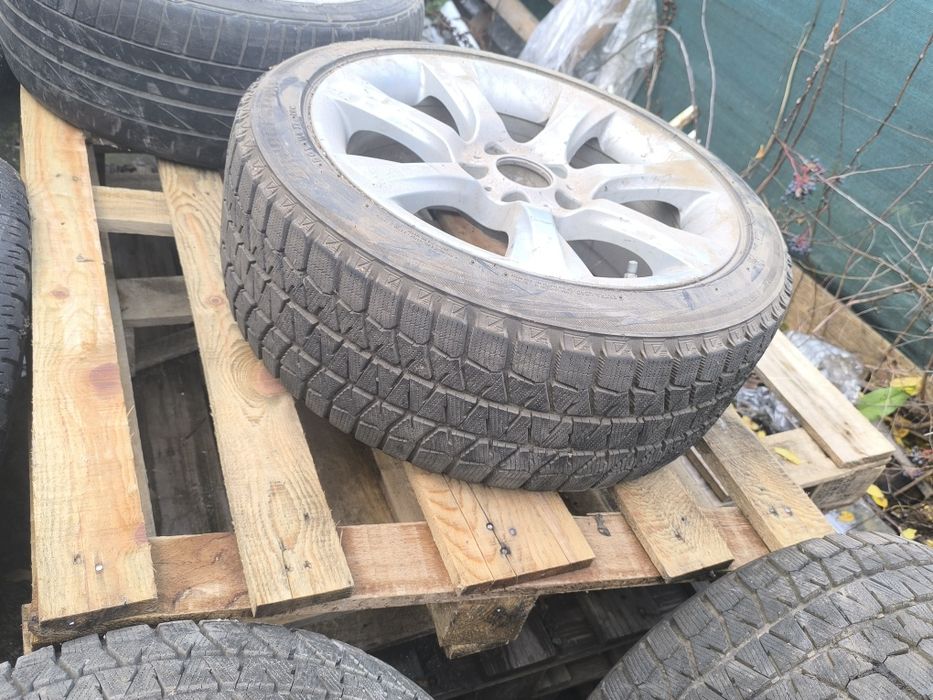 Jante BMW R18 cu anvelope de iarnă