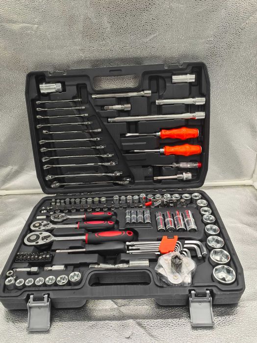 Set scule 121 piese Profesional DR. 1/4 – 3/8 – 1/2