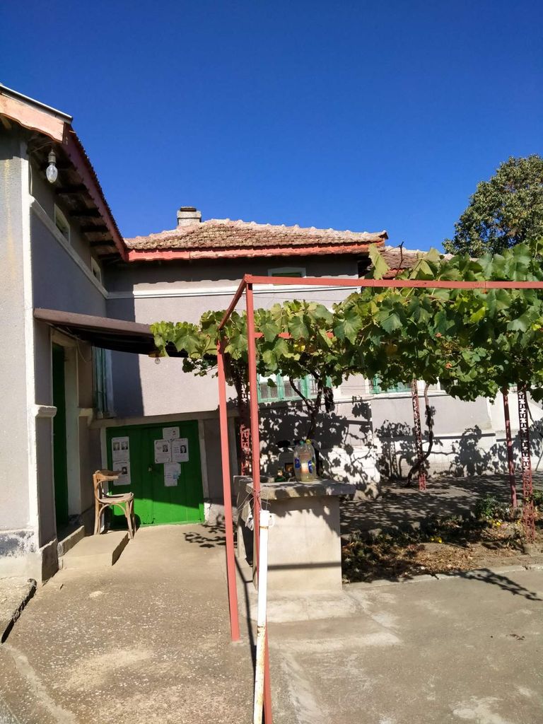 Продава се Къща в с. Сноп, Област Добрич - 100 кв.м за 215 €/кв.м - Снимка #1