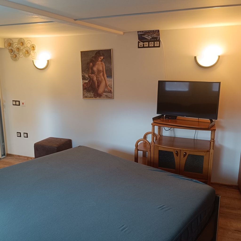 Дава се под наем Къща в Бургас, Банево - 100 кв.м за 663 € - Снимка #4