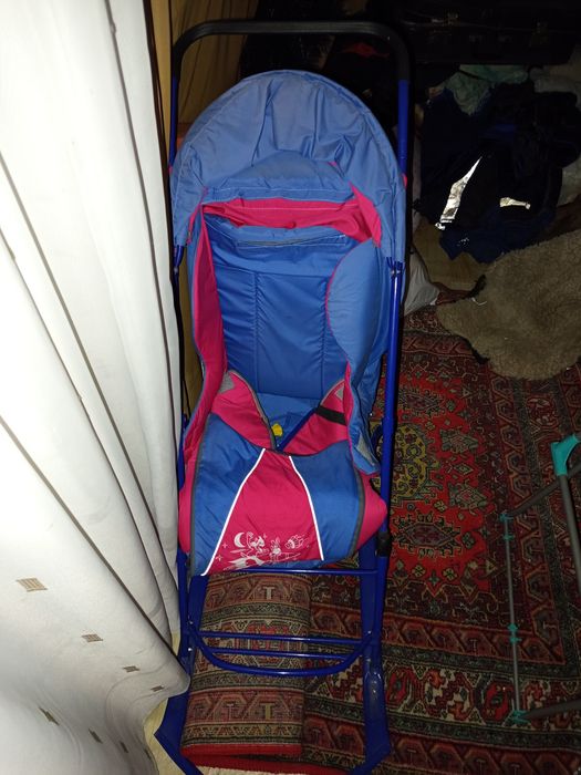 Продам санки в хорошем состоянии