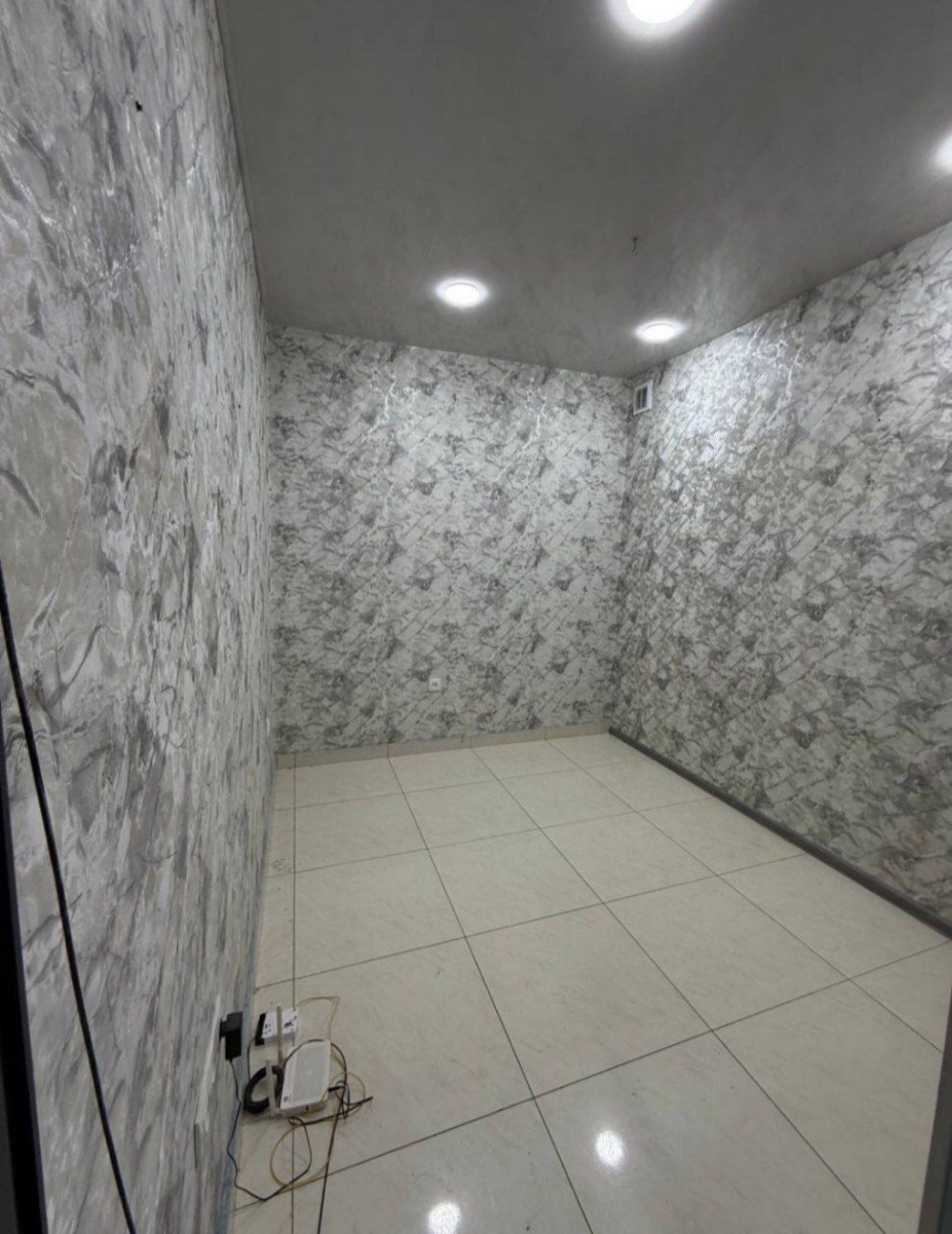 Chilonzor 10 kvartl 46 m2 ofes ijaraga beriladi