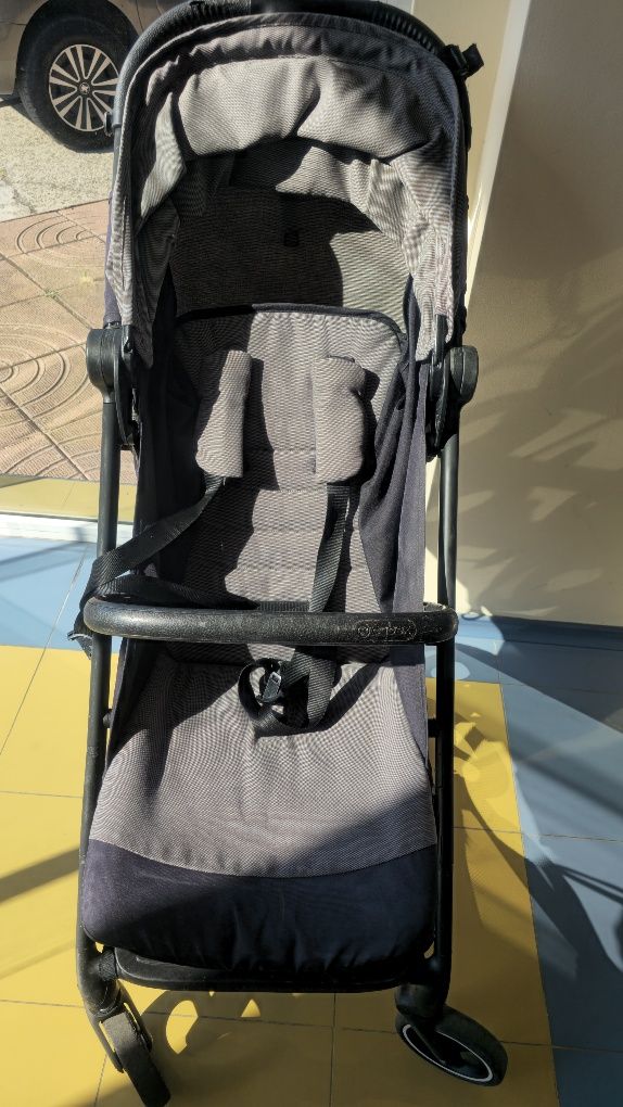 Количка Cybex Beezy
