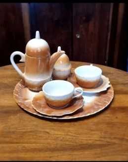 Serviciu cafea, cani, ceainic, cesti, vintage