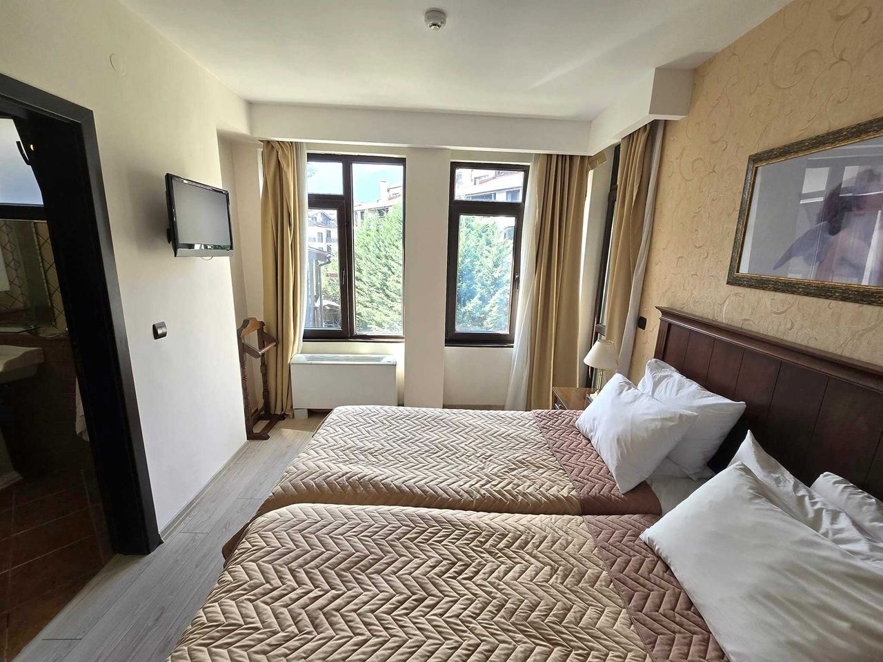 Продава се Тристаен апартамент в Банско - 100 кв.м за 1360 €/кв.м - Снимка #3
