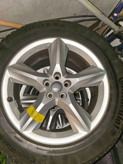 ROTI Audi Q7 (jante de aliaj originale si anvelope iarna Continental)