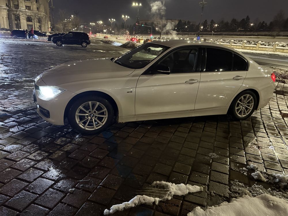 Bmw seria 3 F30 an 2014……..
