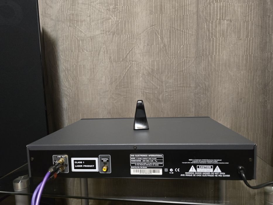 CD Player NAD C521BEE  Sunet de cristal, aparat Hi-Fi adevărat !!!