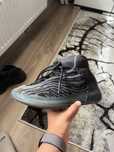 Yeezy Qntm Onix 42