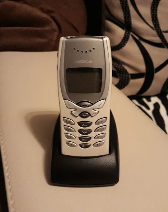 Nokia 8250 Нокиа