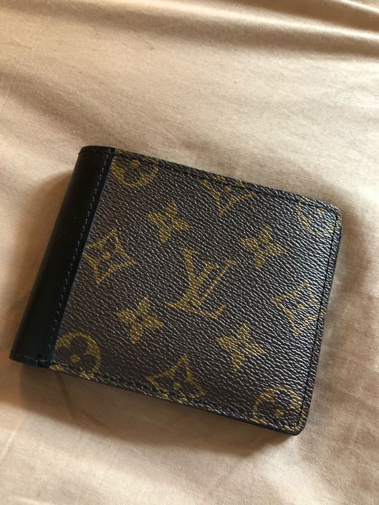 Vand portofel Louis Vuitton, monogram