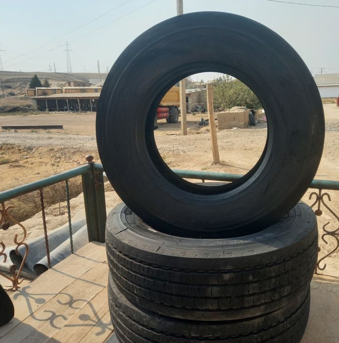 ISUZI BALON 215/75R17.5