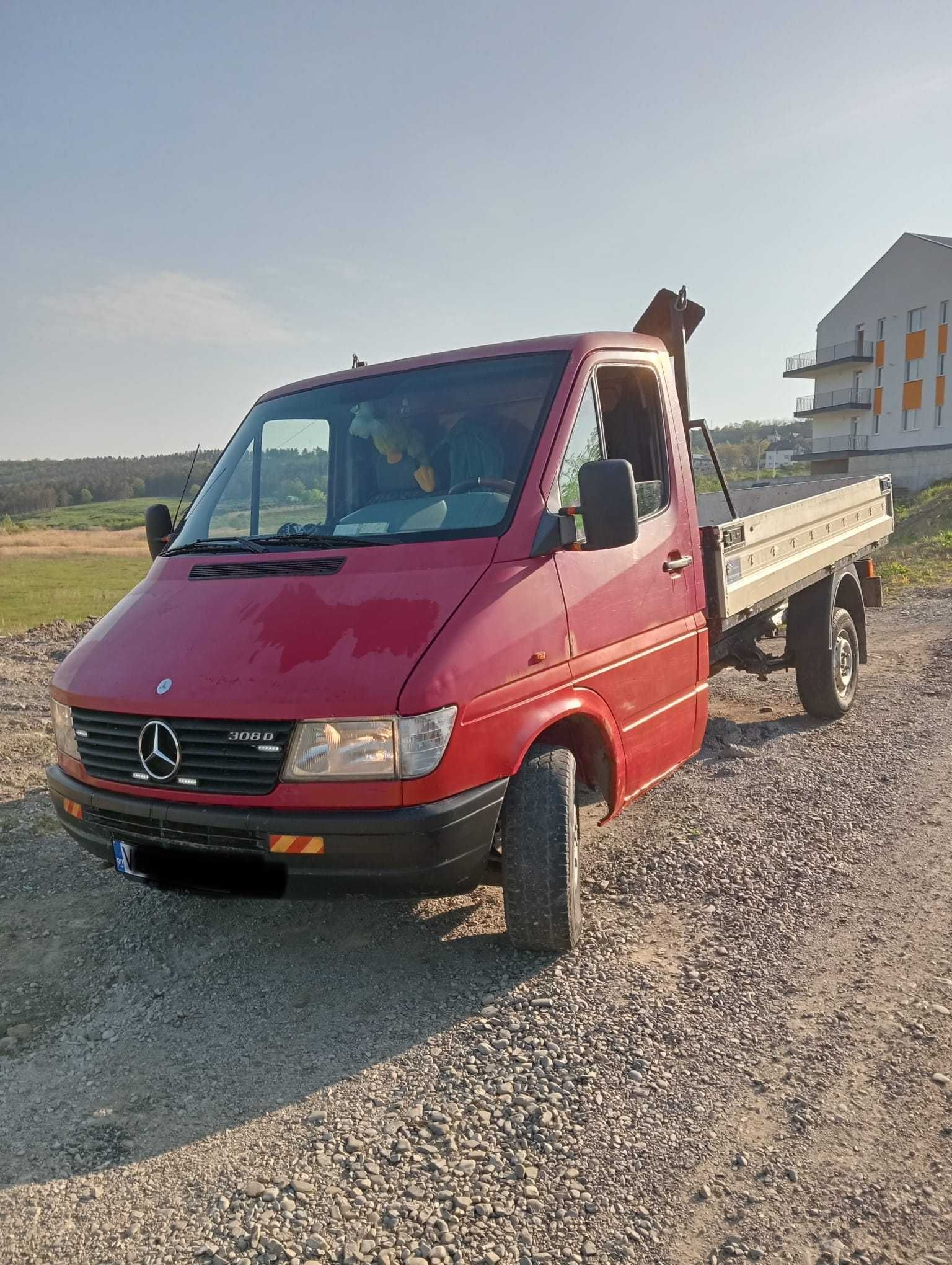 vand mercedes autoutilitară