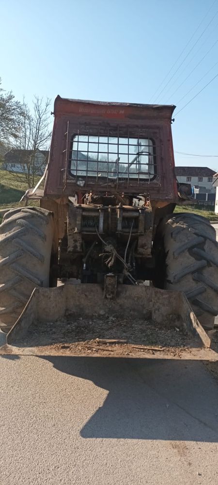 Tractor forestier