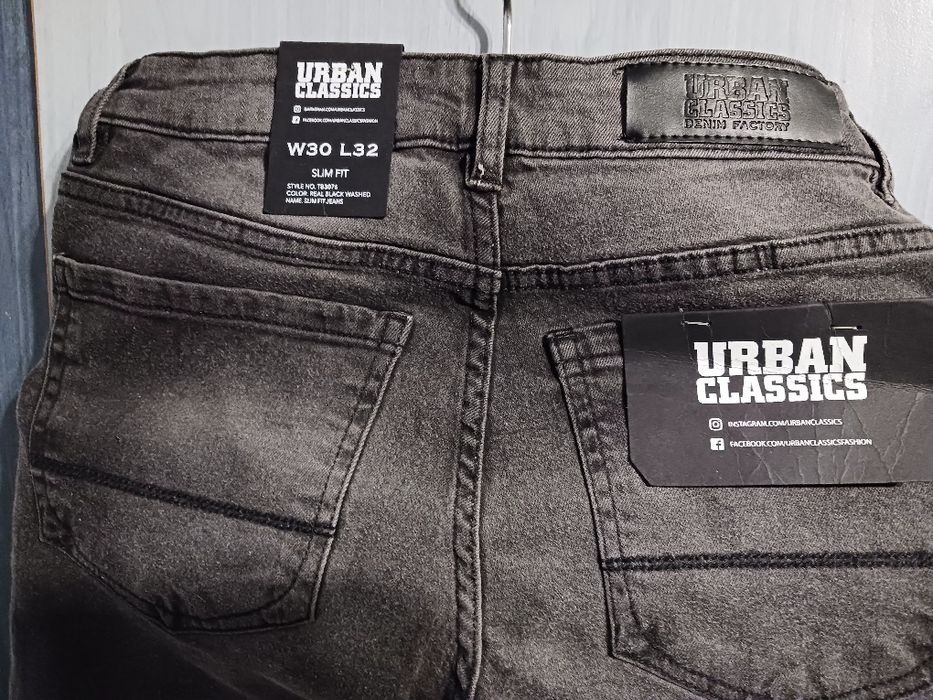 Blugi Noi UrbanClassics barbati