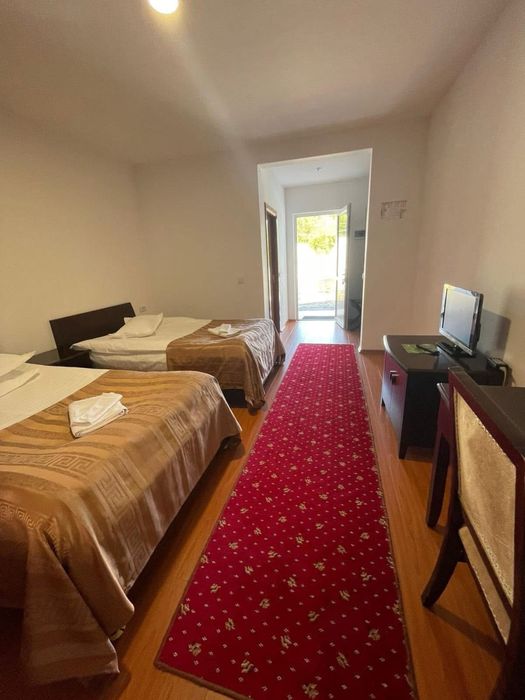 Inchiriez 10 camere la Breaza, jud Ph, pentru Revelion