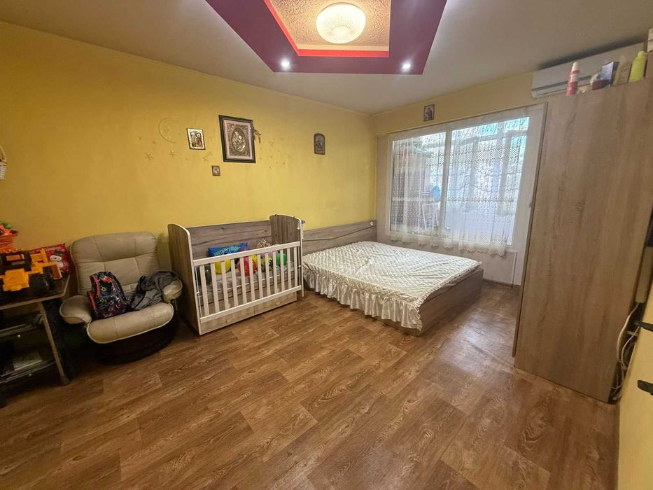 Двустаен апартамент в Изгрев