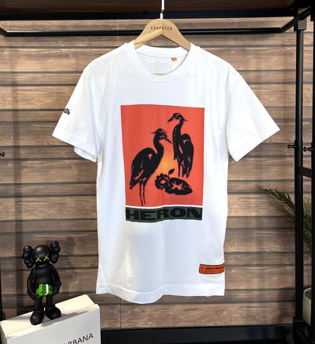 Тениски Her*on Off Whit*e Essential*s Prad*a Am*i Y3