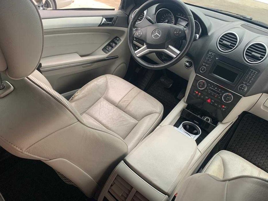 Dezmembrez mercedes ml w164 FACELIFT/ml 350 diesel/3.0 OM 642