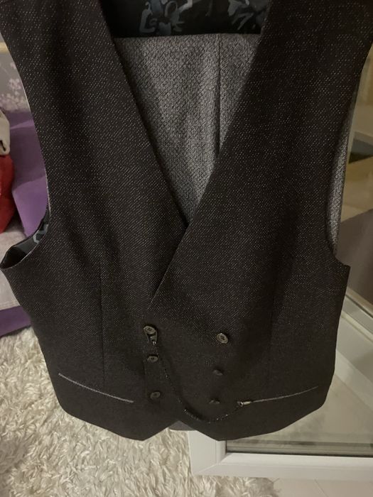 Costum D’S Damat Twn purtat de două ori