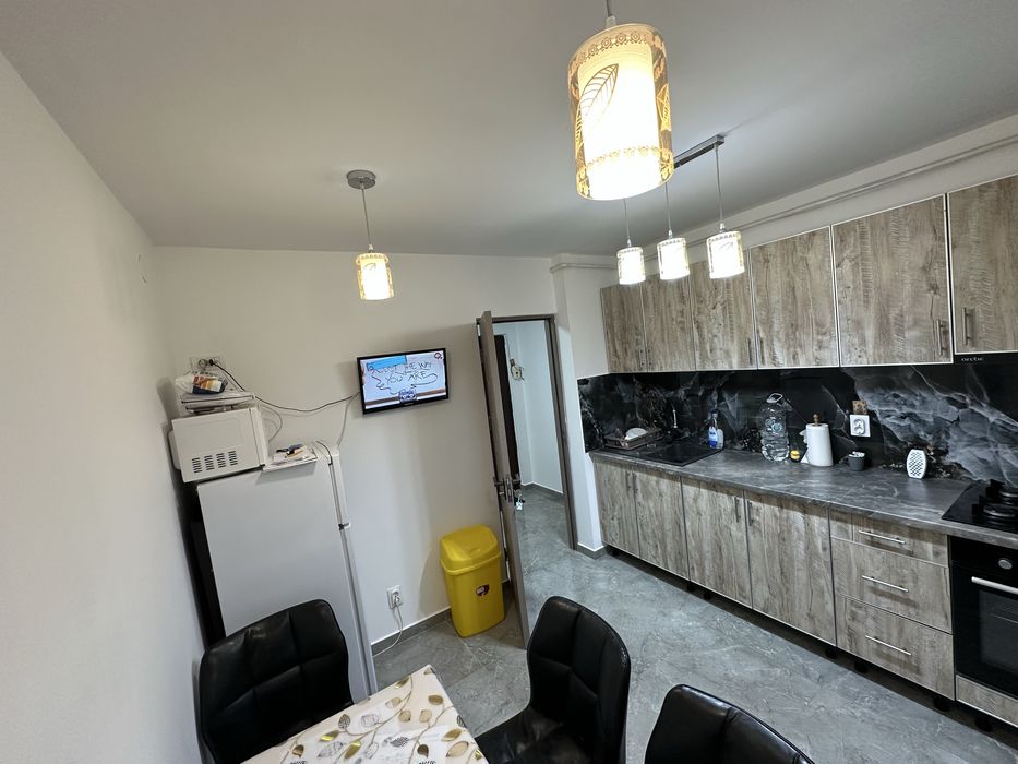 Inchiriez apartament 2 camere rahova