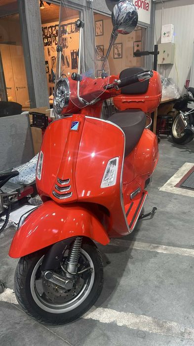 VESPA GTS 300 / AN 2021 / 24 CP