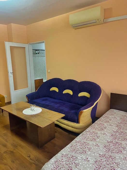 Дава се под наем Едностаен апартамент в Казанлък - 46 кв.м за 204 € - Снимка #1