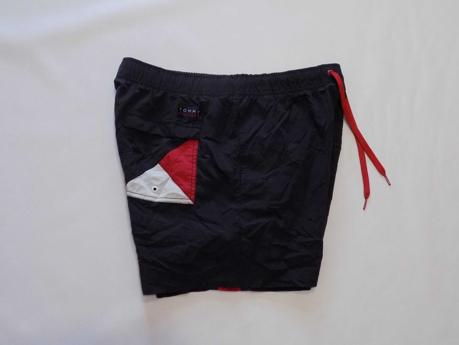Къси панталони tommy hilfiger шорти гащета бански оригинални мъжки M/L