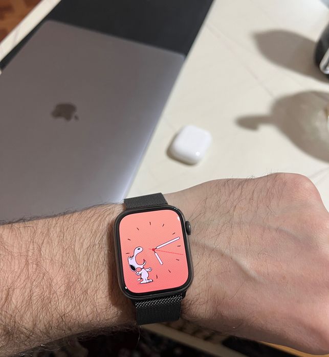 Apple Watch Series 7 (GPS + Cellular + EU)