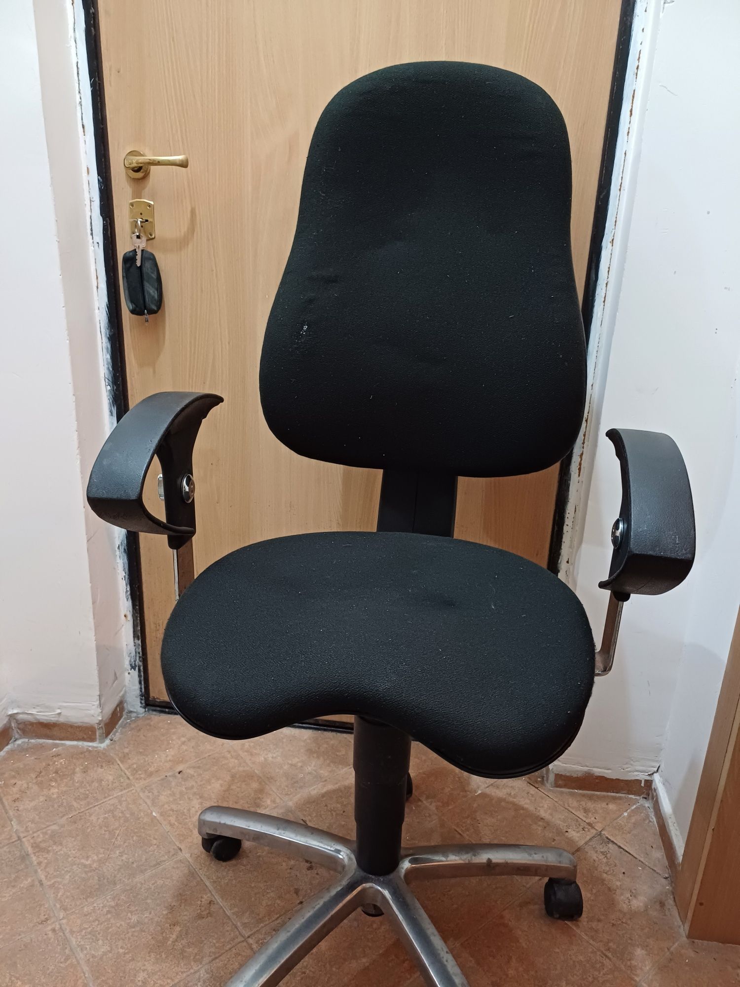 Офис стол 1 брой