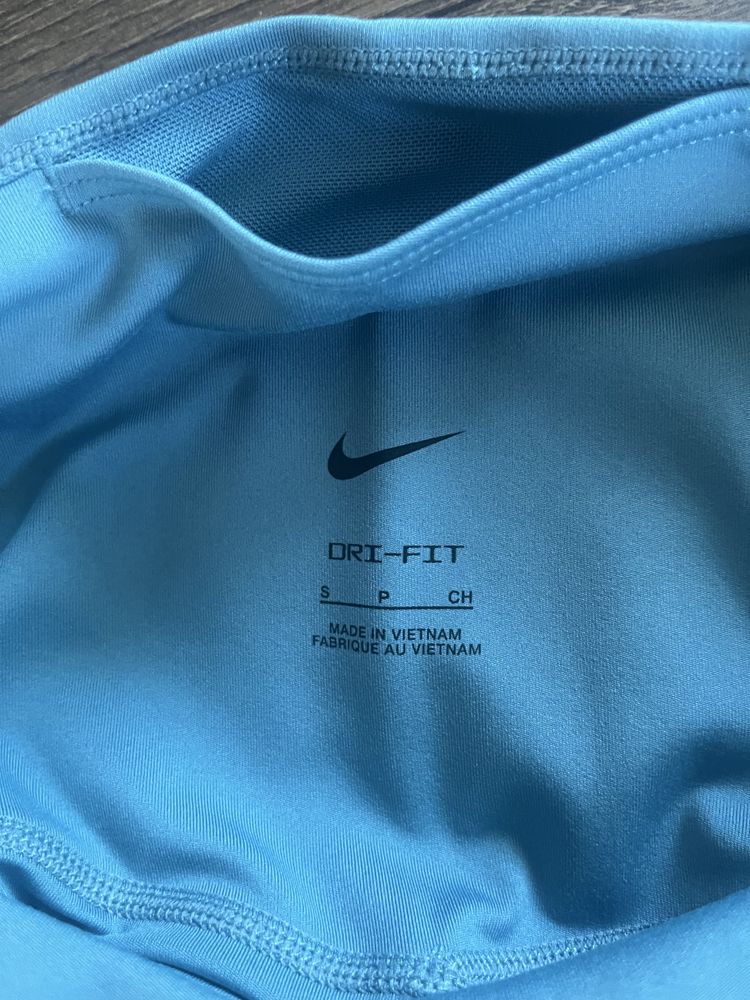 Клин nike размер XS