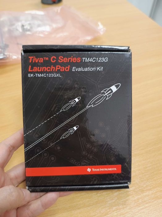 placa dezvoltare TI Tiva C Series TM4C123C LaunchPad Evaluation Kit