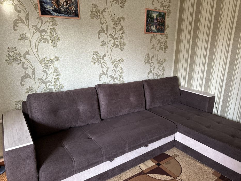Продам ДИВАН современный