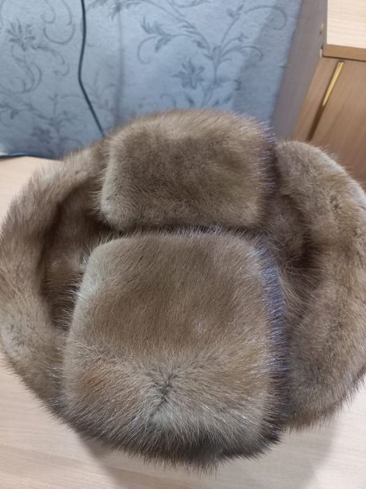 Продам новую  меховую шапку