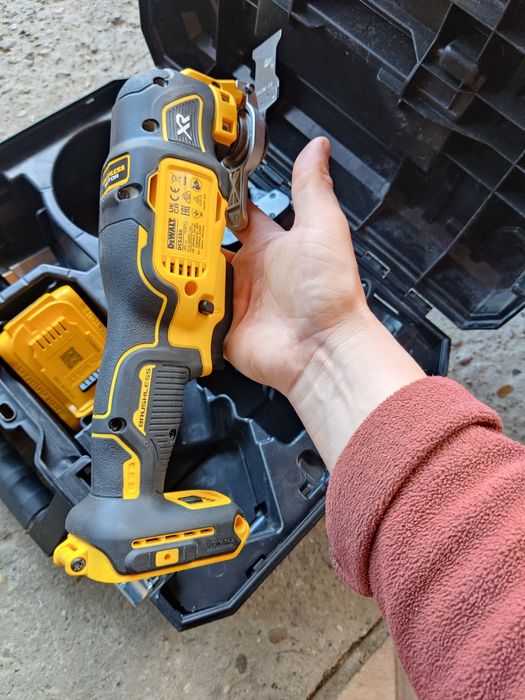 Dewalt DCS356 XR Brushless ca nou
