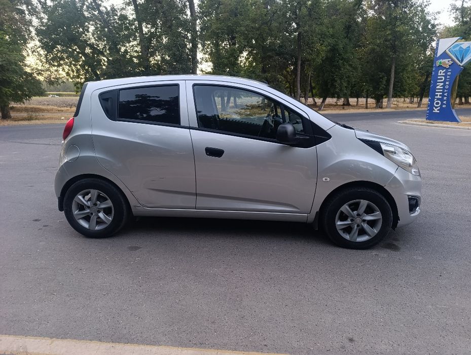 Chevrolet Spark 2015
