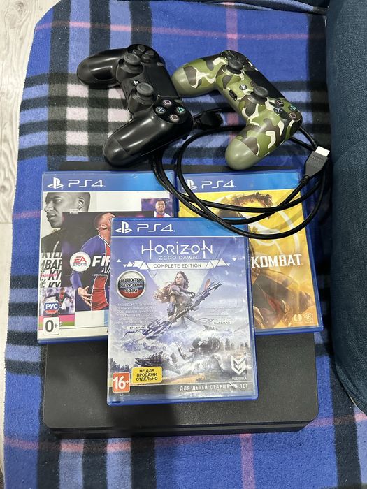Продам PS4, 1Tb!!!