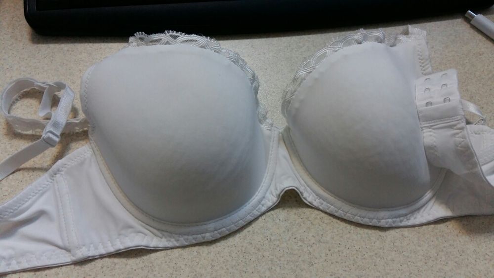 Sutiene calitate la preț pe jumatate