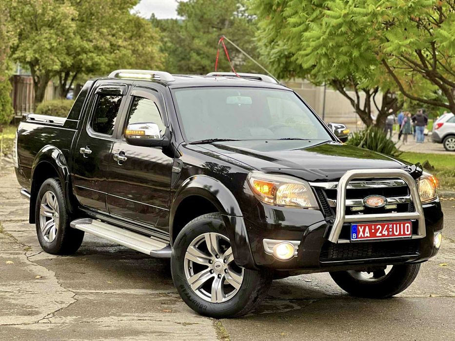 - IMPECABIL Ford Ranger WILDTRAK 3.0TDCi 170CP Mitsubishi Hilux Navara